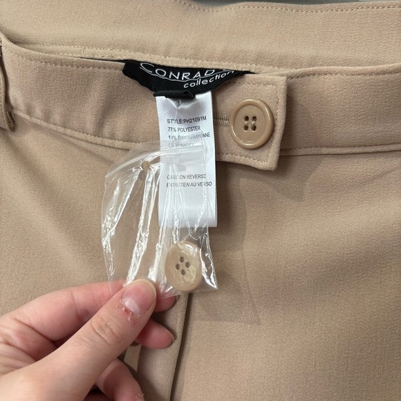 🎉4/30$🎉 Conrad C Beige Wide-Leg Dress Pants - Size 8 - Picture 3 of 7